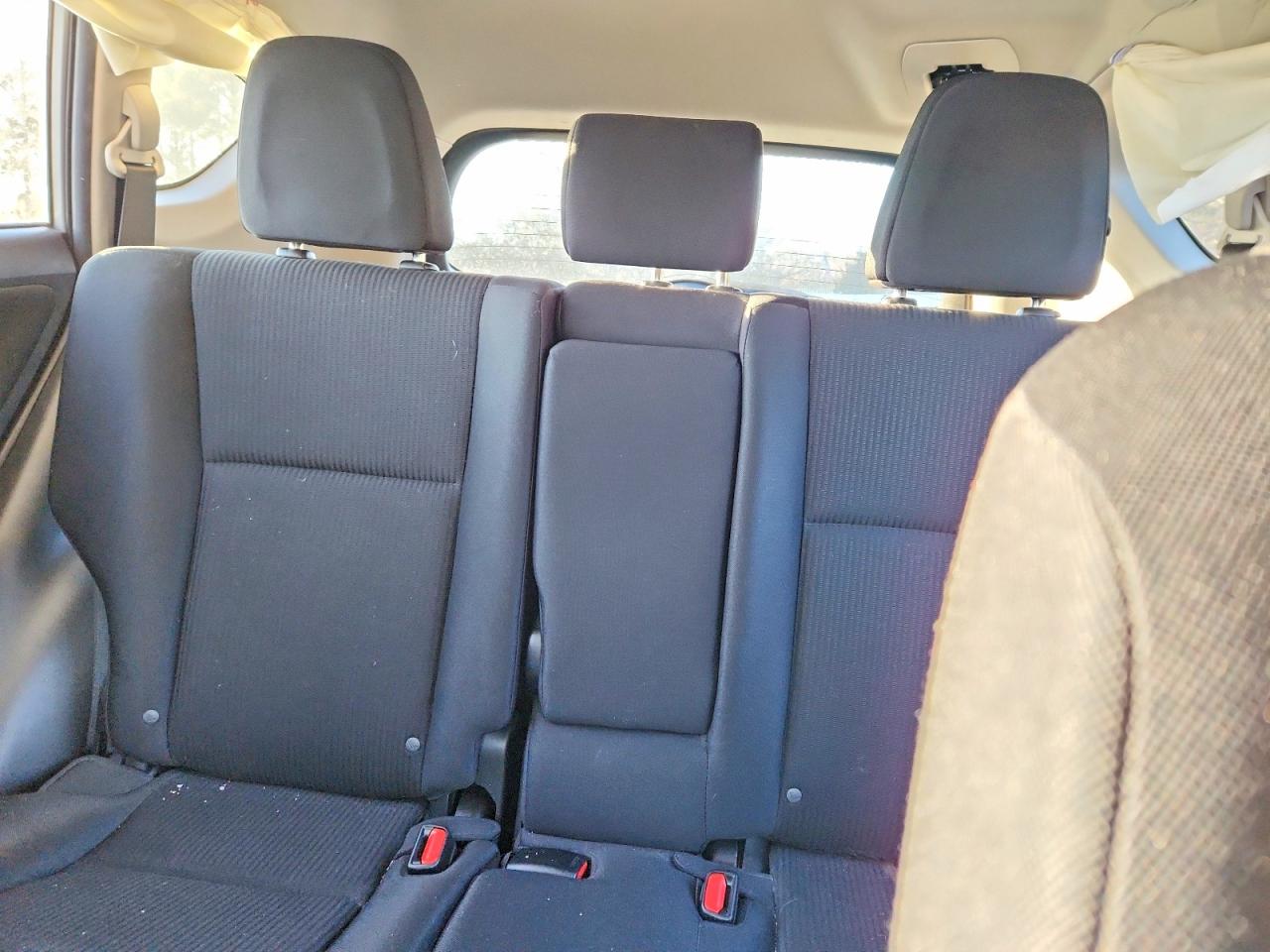 2016 TOYOTA RAV4 LE photo 10