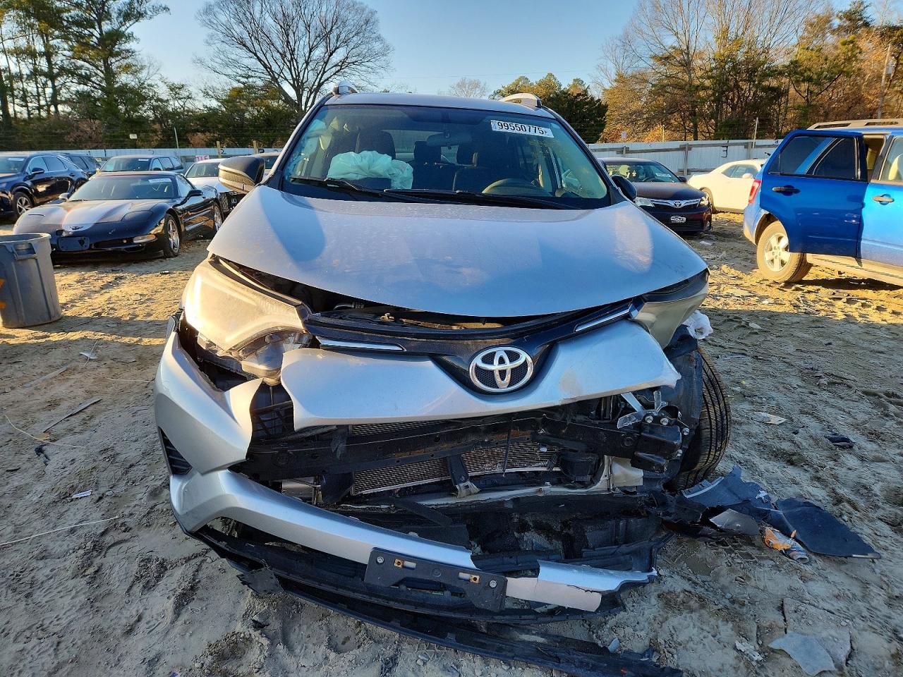 2016 TOYOTA RAV4 LE photo 5