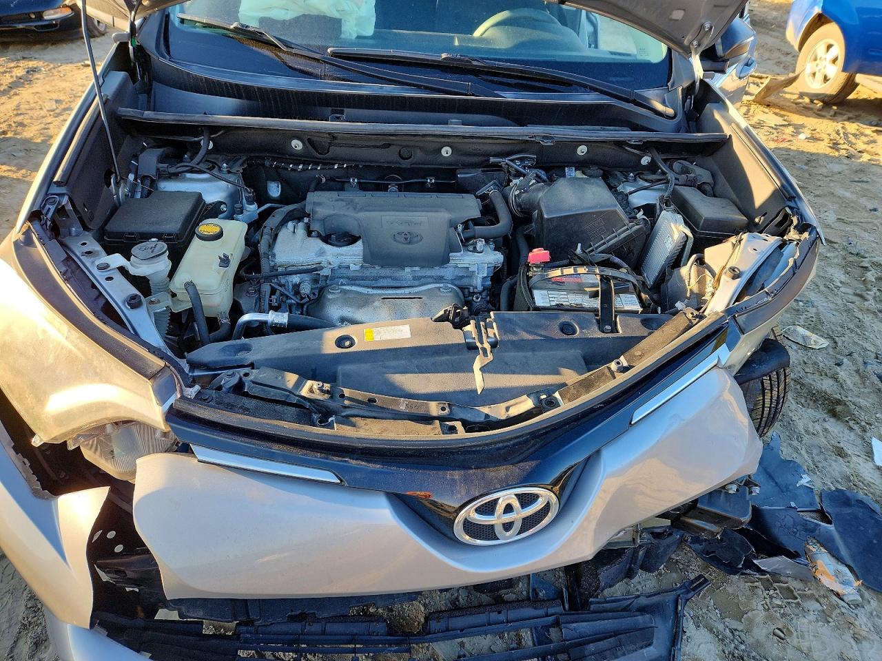 2016 TOYOTA RAV4 LE photo 12