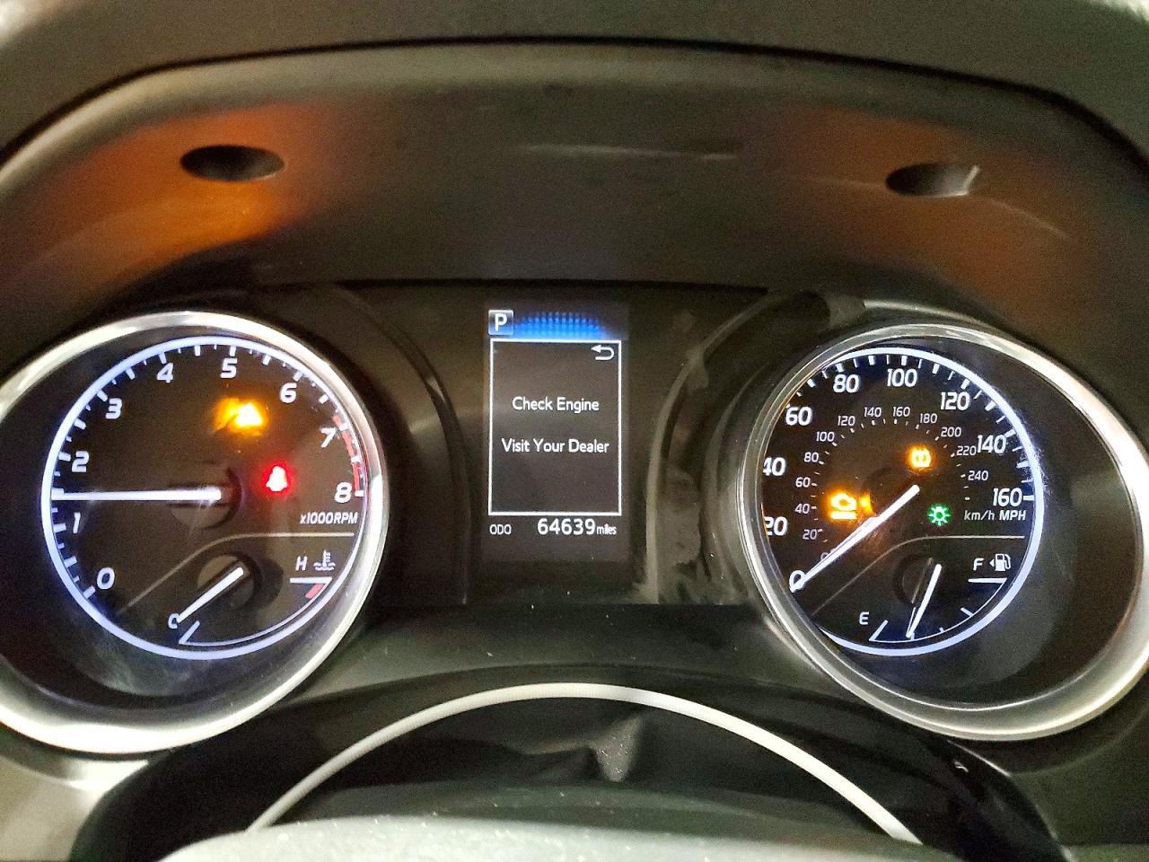 2018 TOYOTA CAMRY LE photo 9