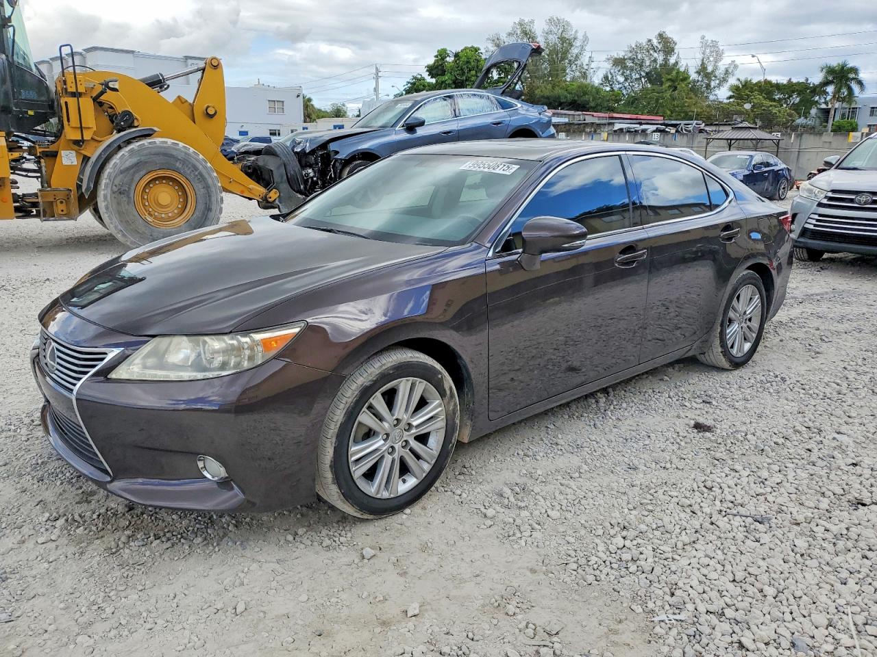 2013 LEXUS ES