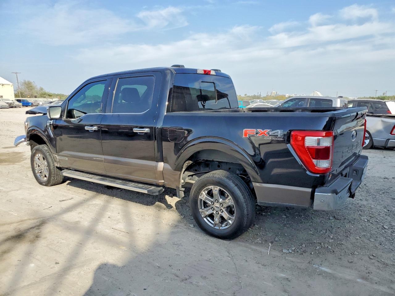 2022 FORD F150 SUPERCREW photo 2