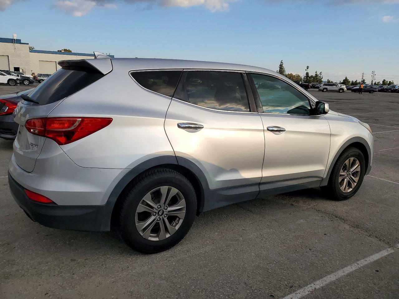 2016 HYUNDAI SANTA FE SPORT photo 3