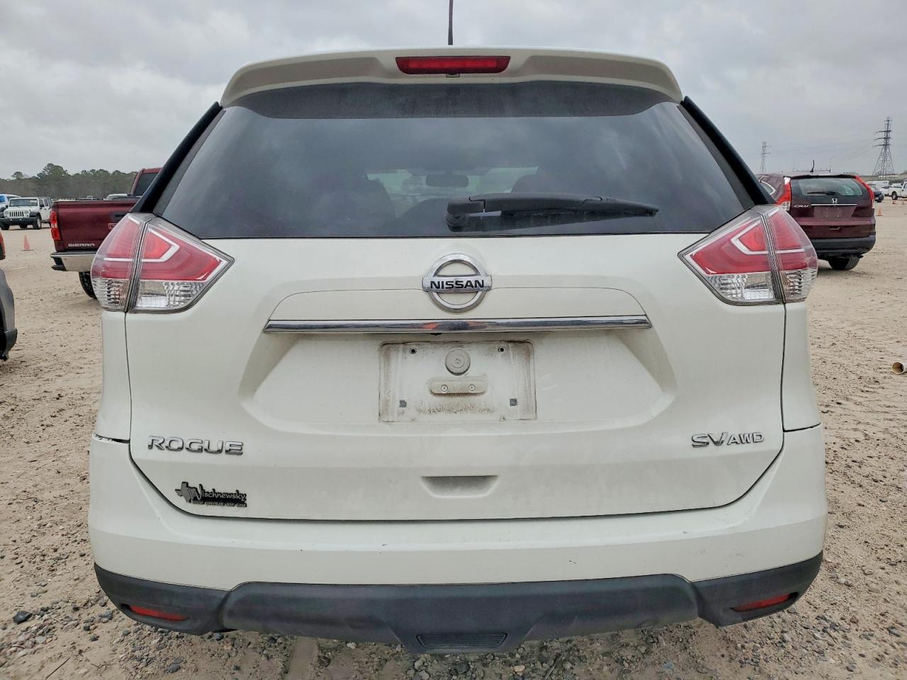 2016 NISSAN ROGUE S photo 6