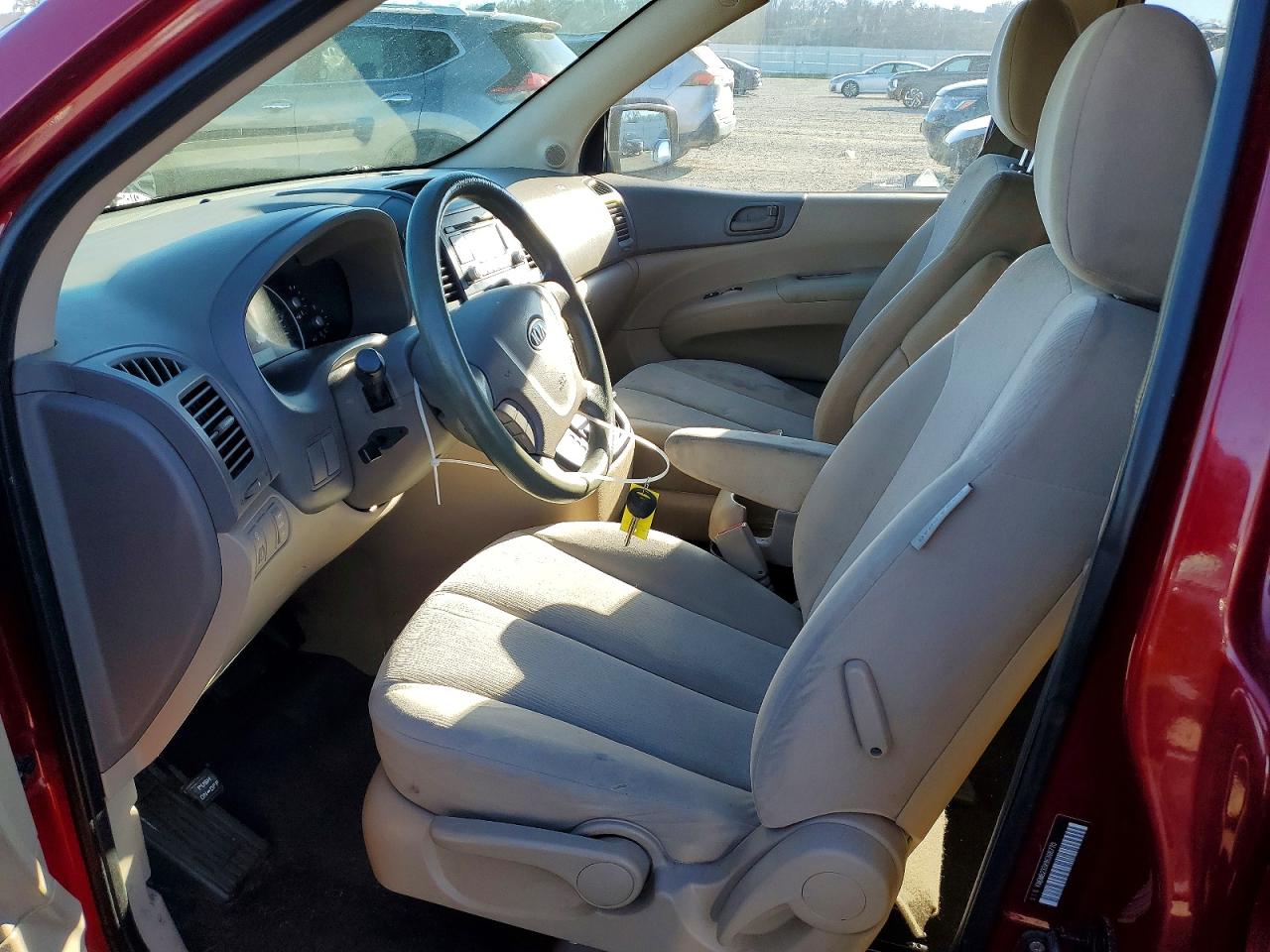2009 KIA SEDONA EX photo 7