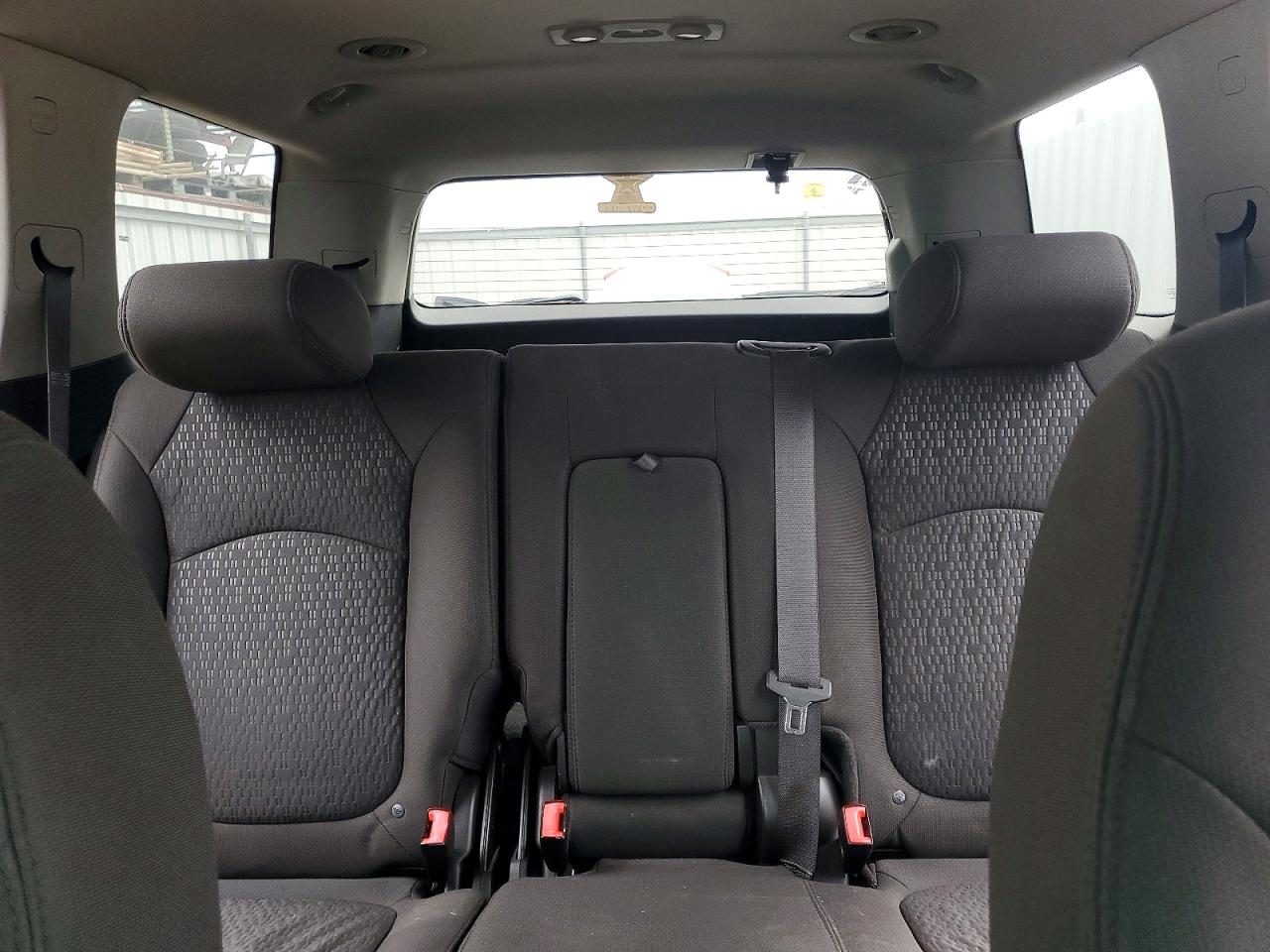 2011 GMC ACADIA SLE photo 10