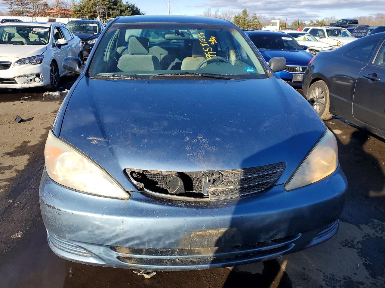 2003 TOYOTA CAMRY LE photo 5