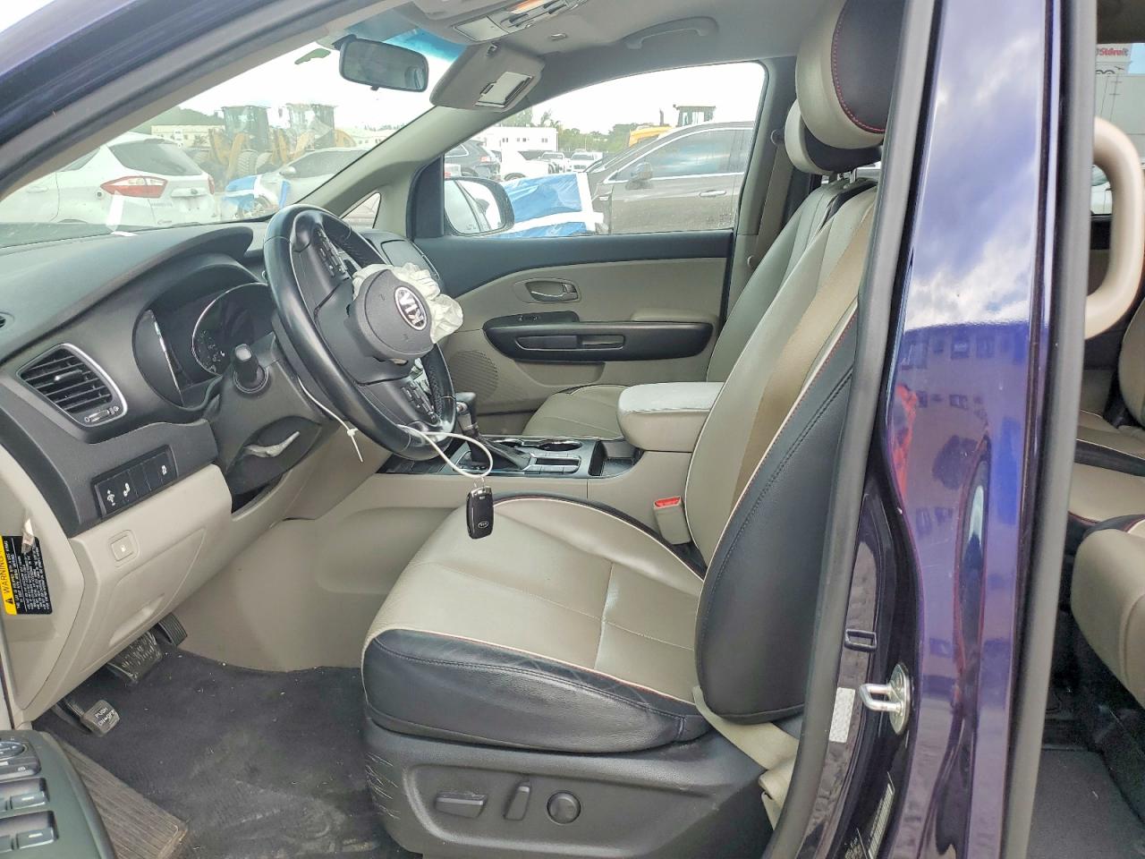 2020 KIA SEDONA EX photo 7