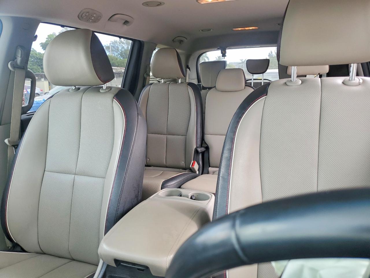 2020 KIA SEDONA EX photo 10