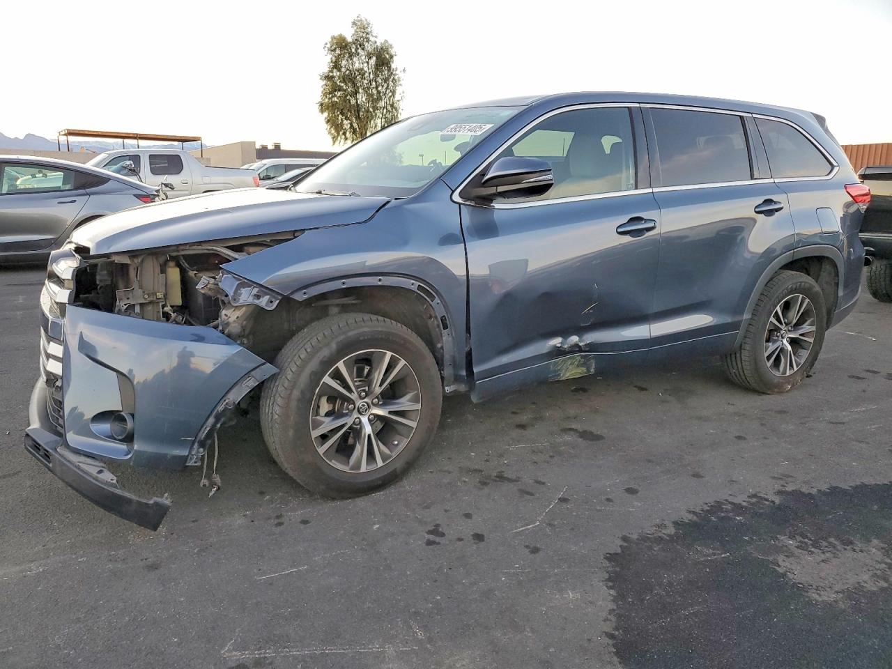 2018 TOYOTA HIGHLANDER