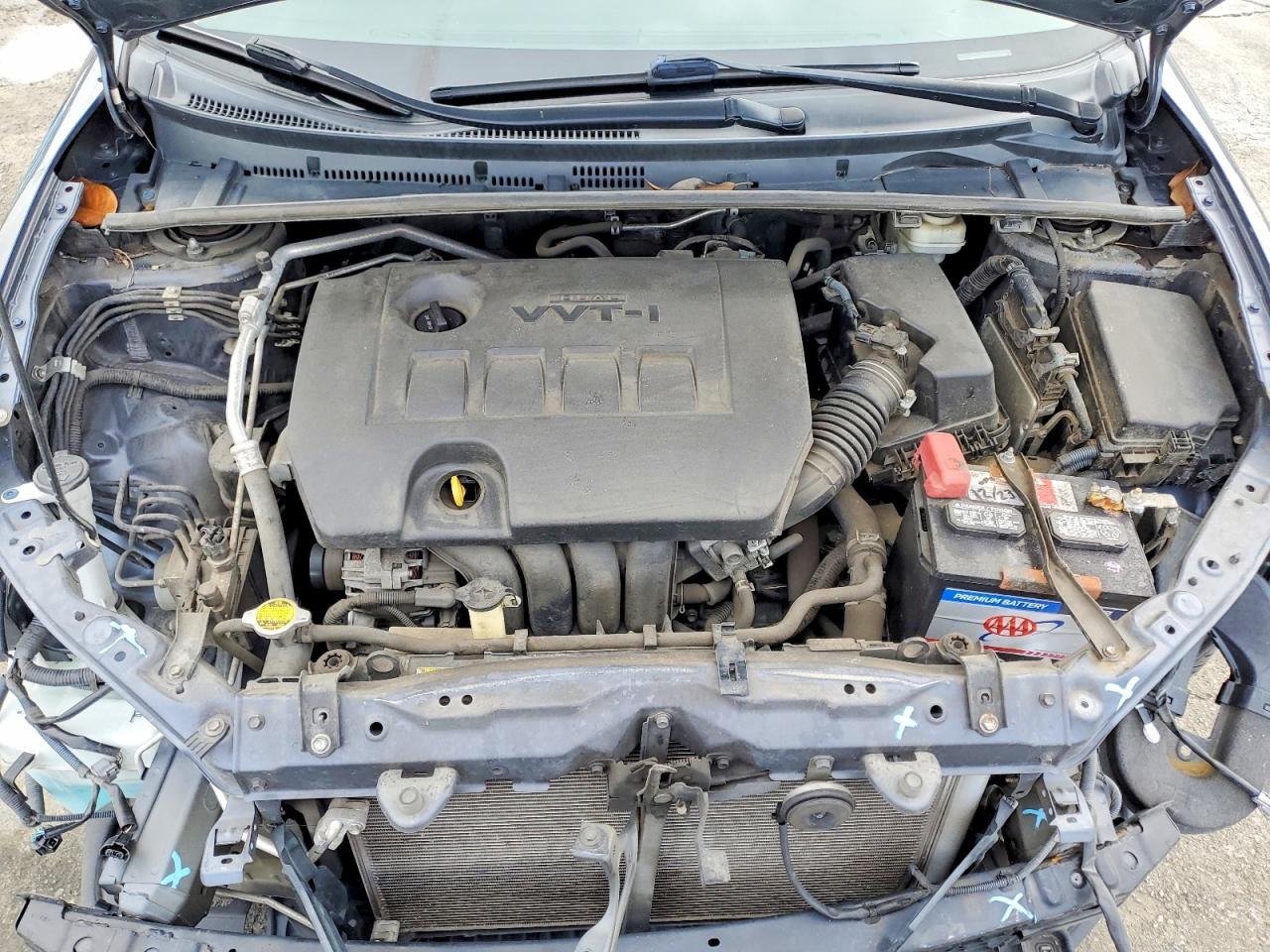 2015 TOYOTA COROLLA L photo 11