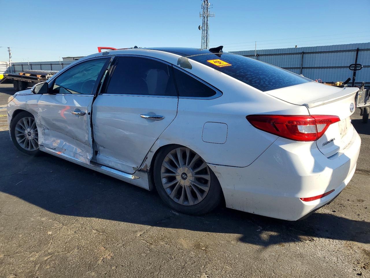 2015 HYUNDAI SONATA SPORT photo 2