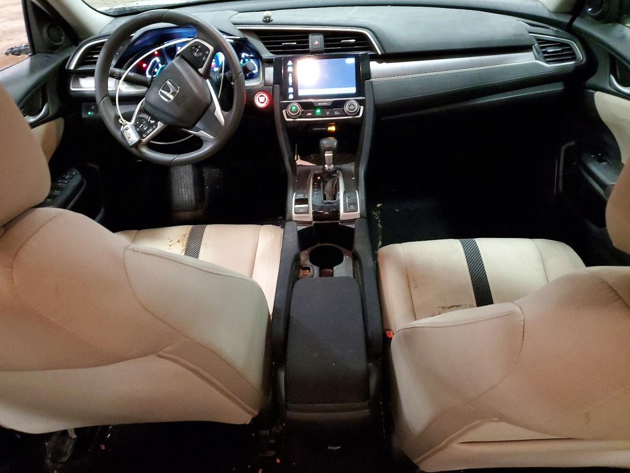 2017 HONDA CIVIC EX photo 8