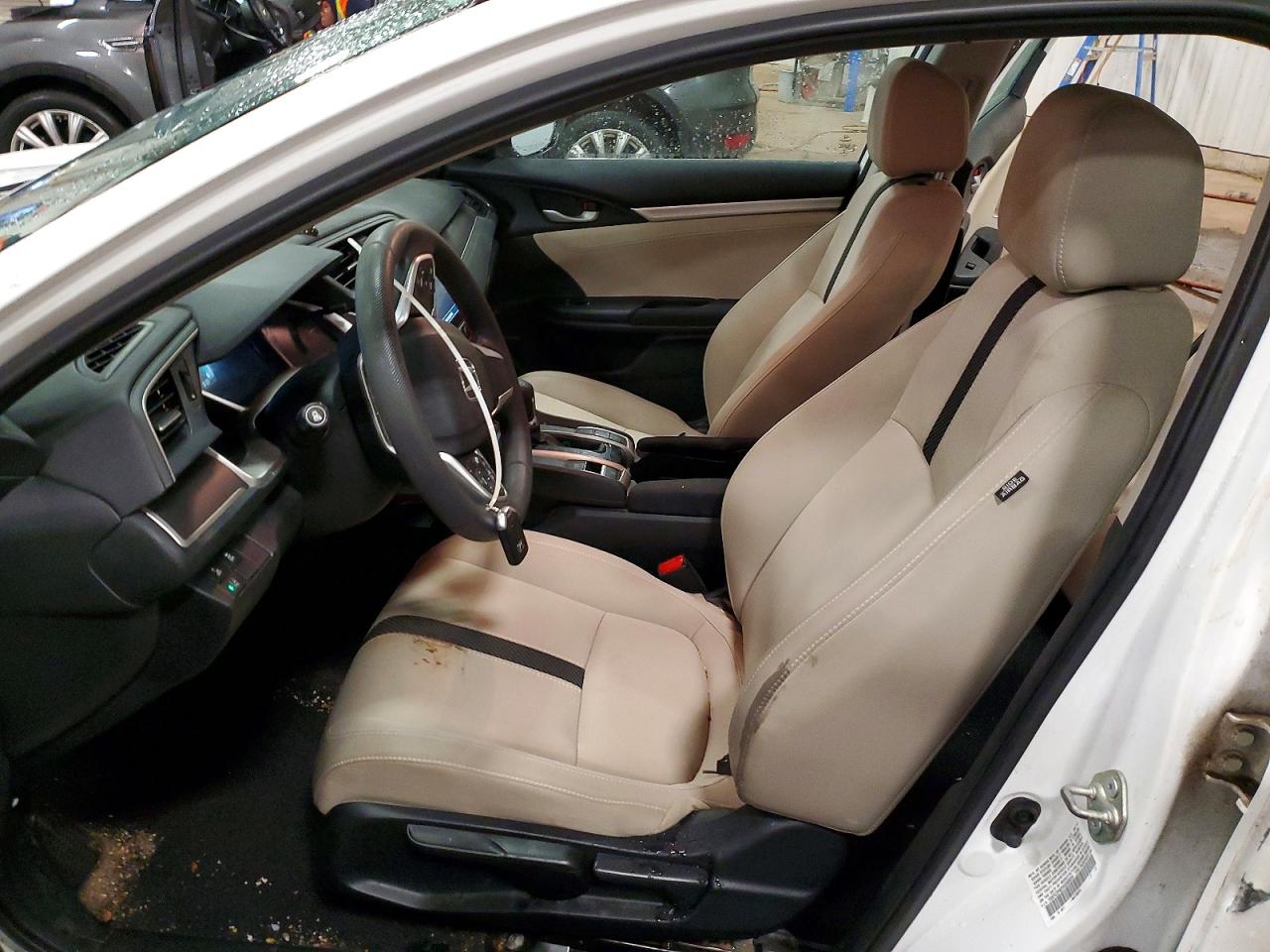 2017 HONDA CIVIC EX photo 7