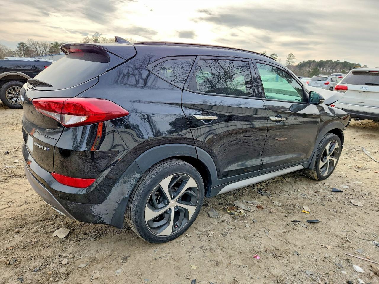 2018 HYUNDAI TUCSON VALUE photo 3