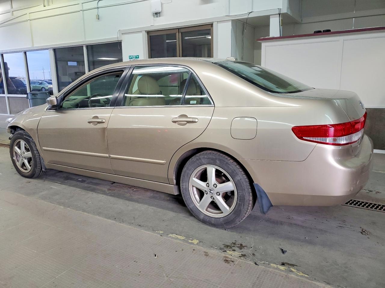 2004 HONDA ACCORD EX photo 2