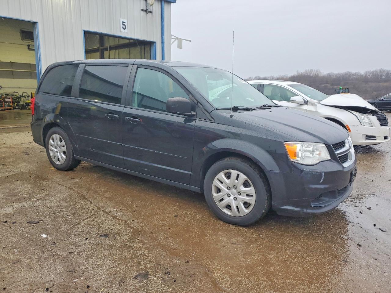 2015 DODGE GRAND CARAVAN SE photo 7