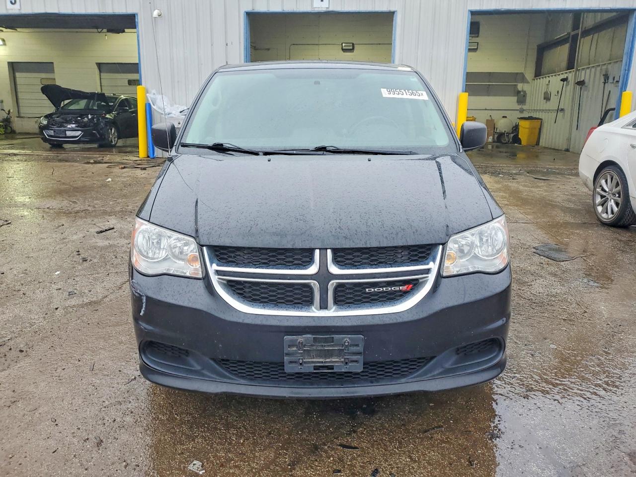 2015 DODGE GRAND CARAVAN SE photo 9