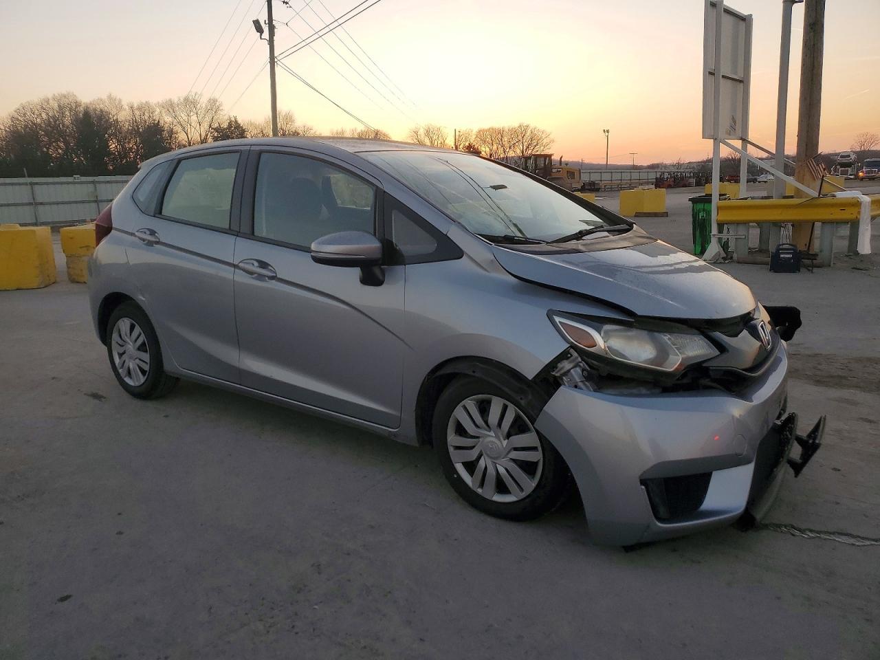 2017 HONDA FIT LX photo 4