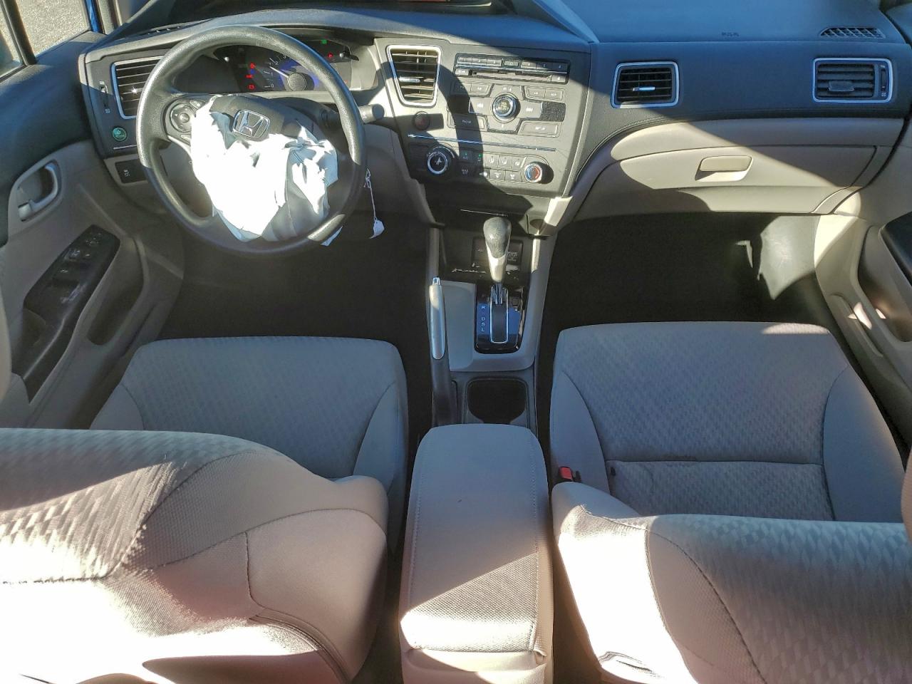 2015 HONDA CIVIC LX photo 8