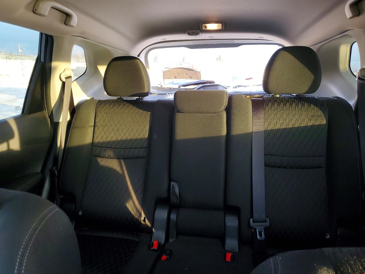 2019 NISSAN ROGUE S photo 10