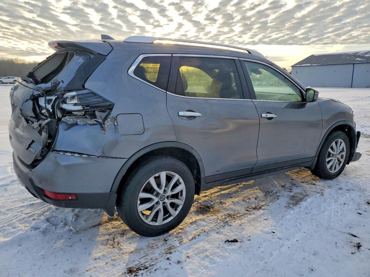 2019 NISSAN ROGUE S photo 3