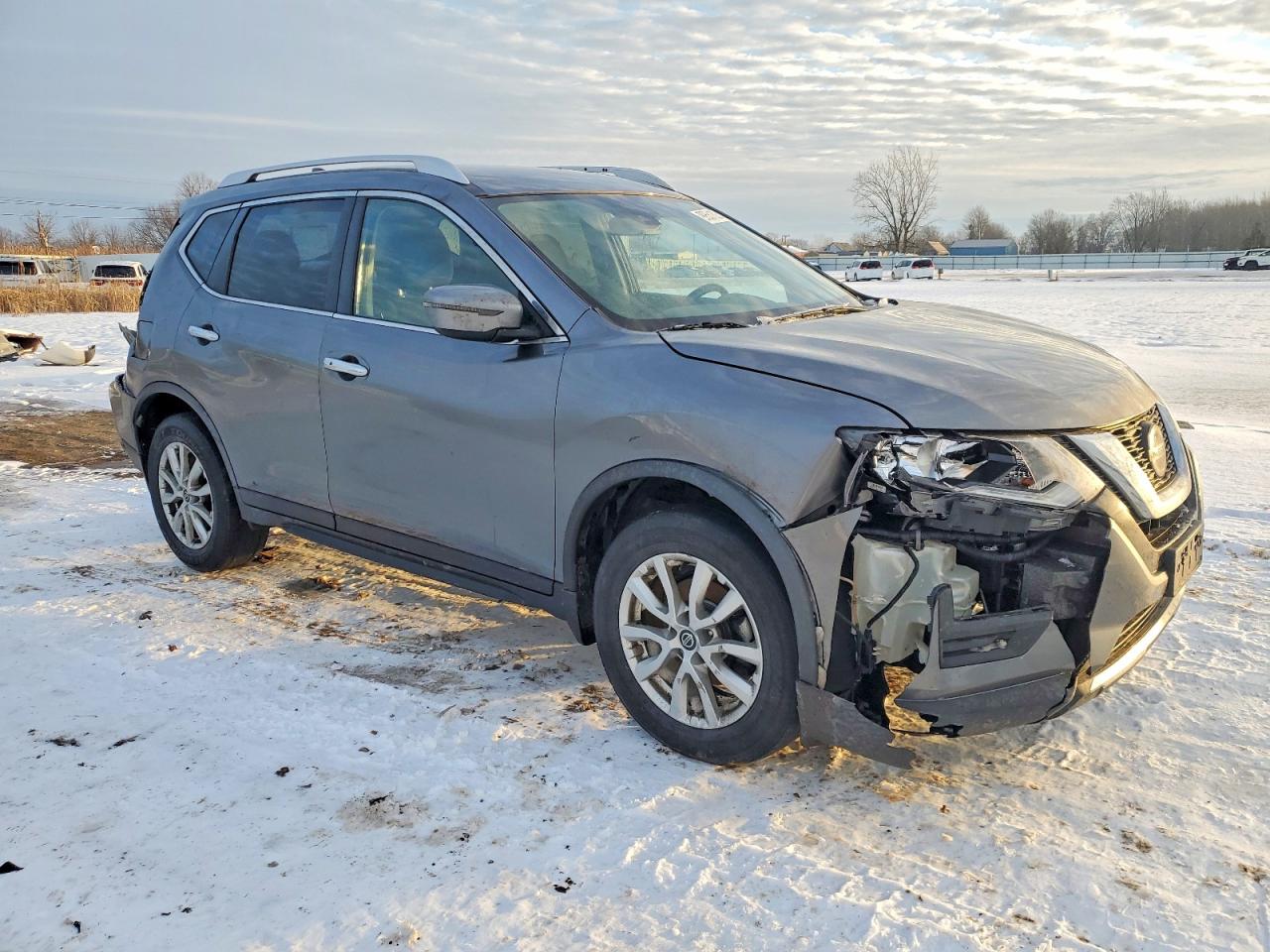 2019 NISSAN ROGUE S photo 4