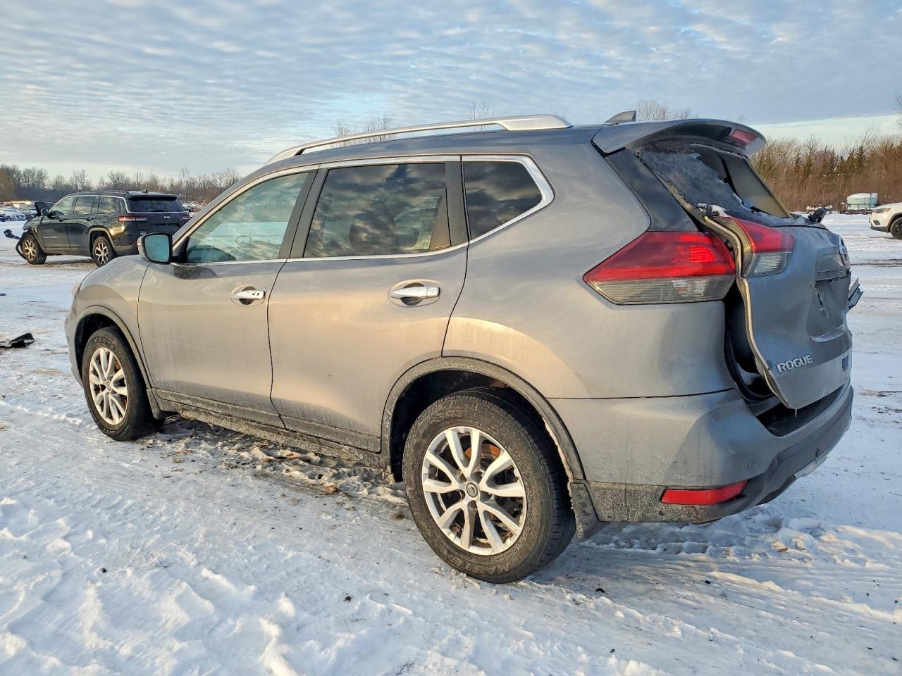 2019 NISSAN ROGUE S photo 2