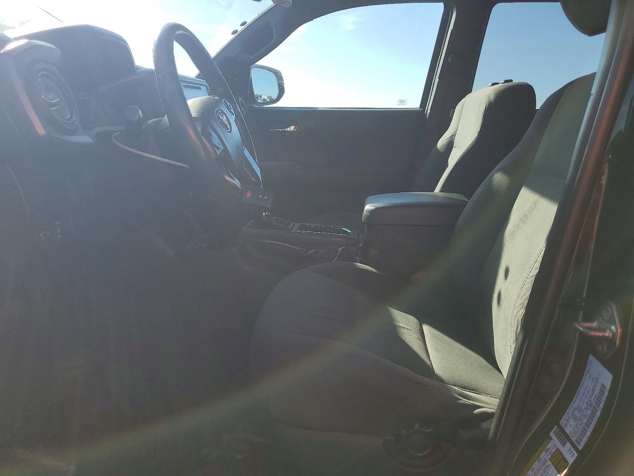 2019 TOYOTA TACOMA DOUBLE CAB photo 7