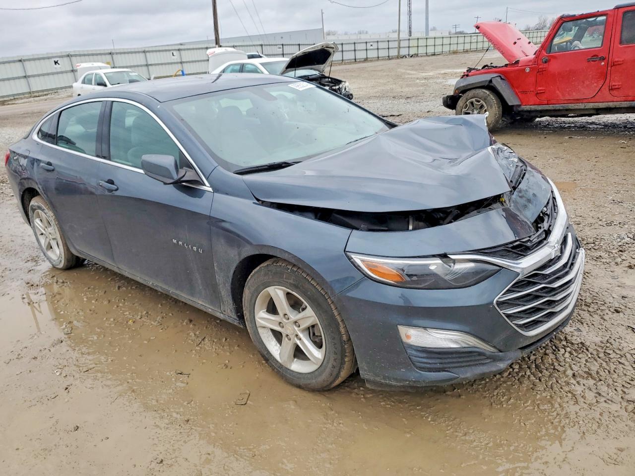 2021 CHEVROLET MALIBU LS photo 4