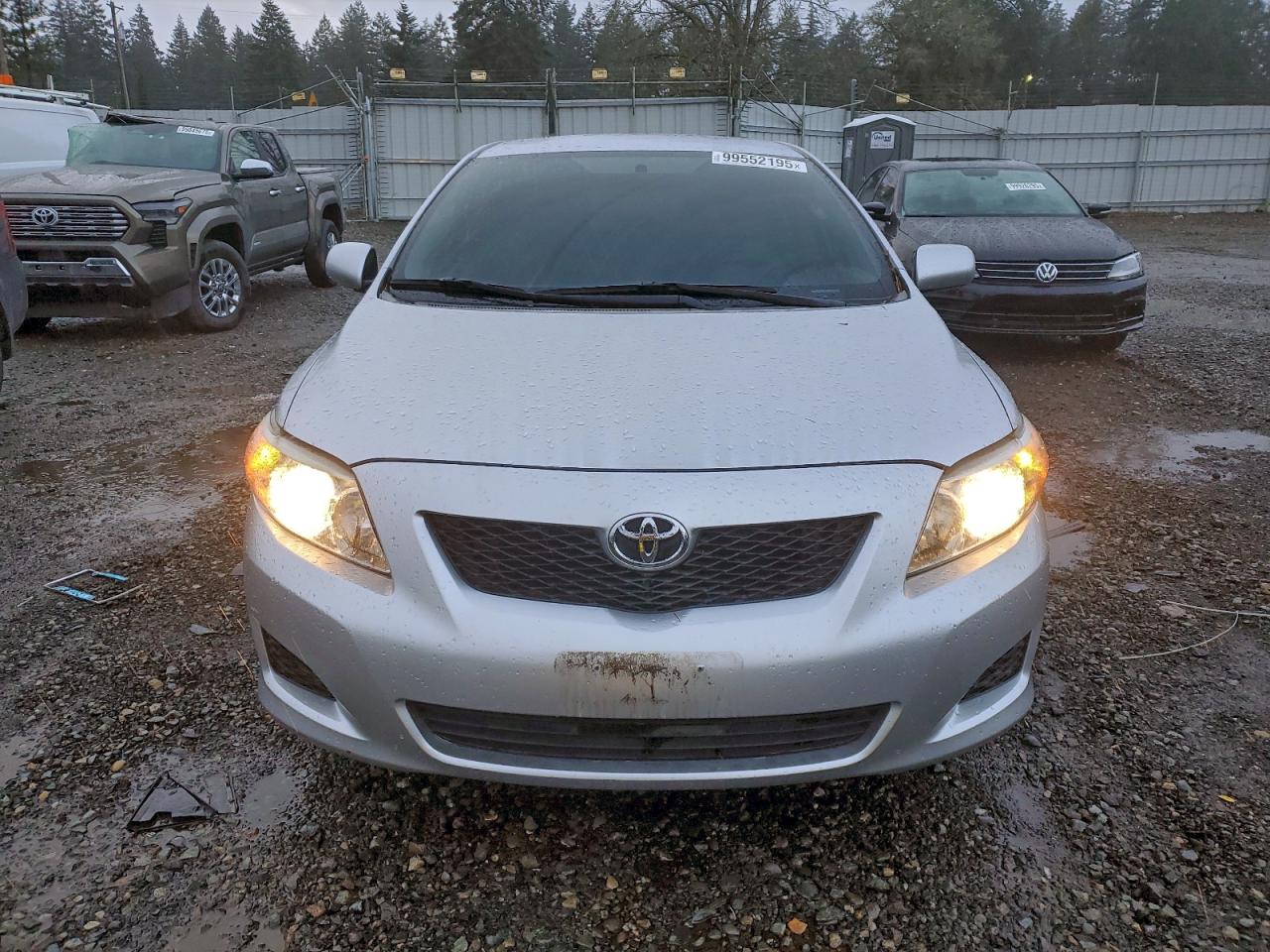 2010 TOYOTA COROLLA BASE photo 5