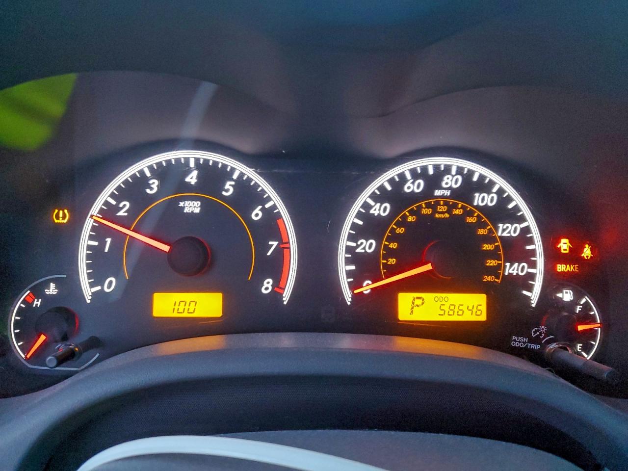 2010 TOYOTA COROLLA BASE photo 9