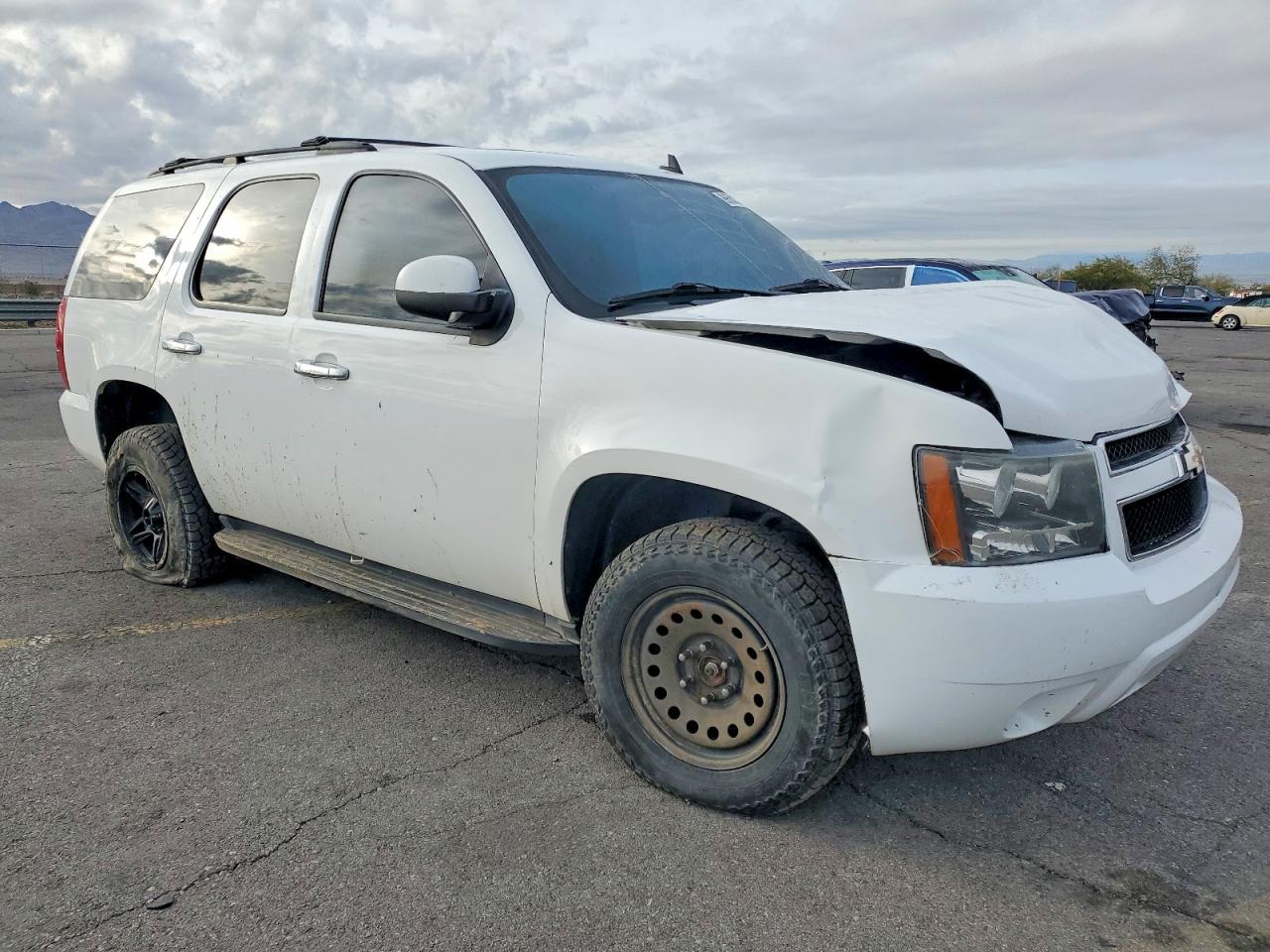 2013 CHEVROLET TAHOE K1500 LT photo 4