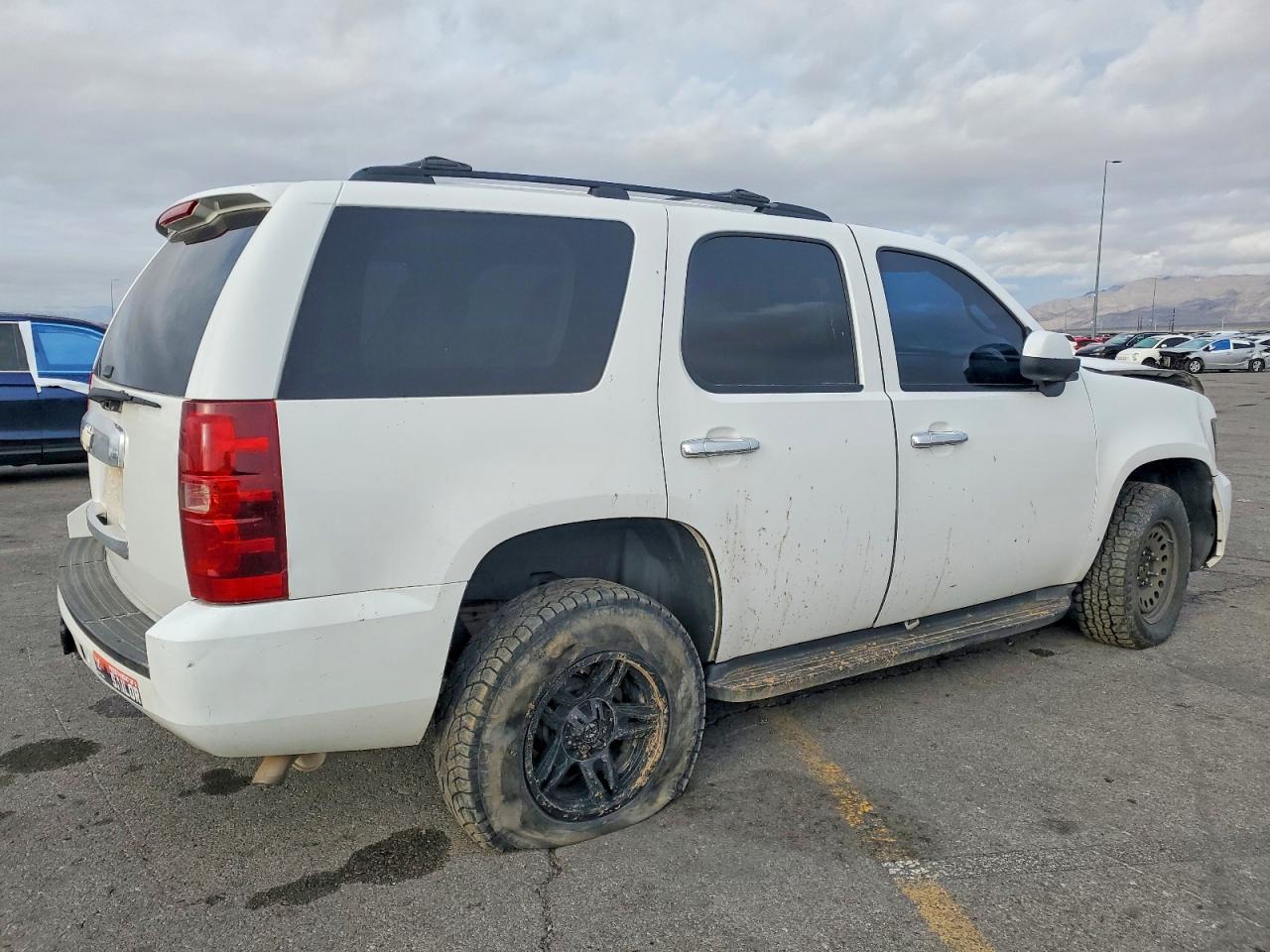 2013 CHEVROLET TAHOE K1500 LT photo 3