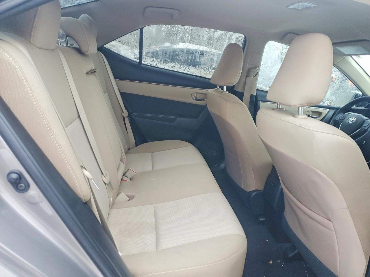 2016 TOYOTA COROLLA L photo 10