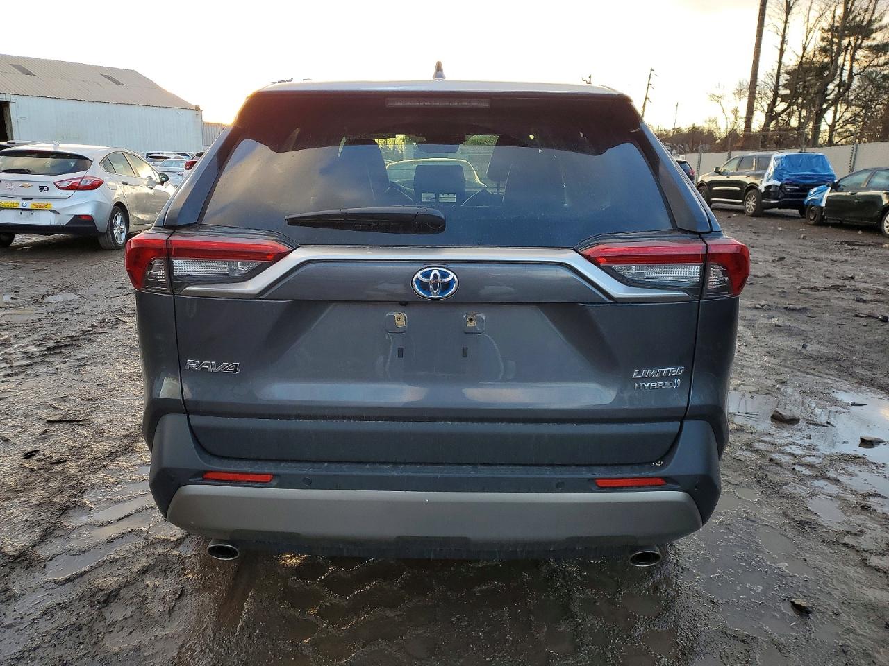 2024 TOYOTA RAV4 LIMITED photo 6