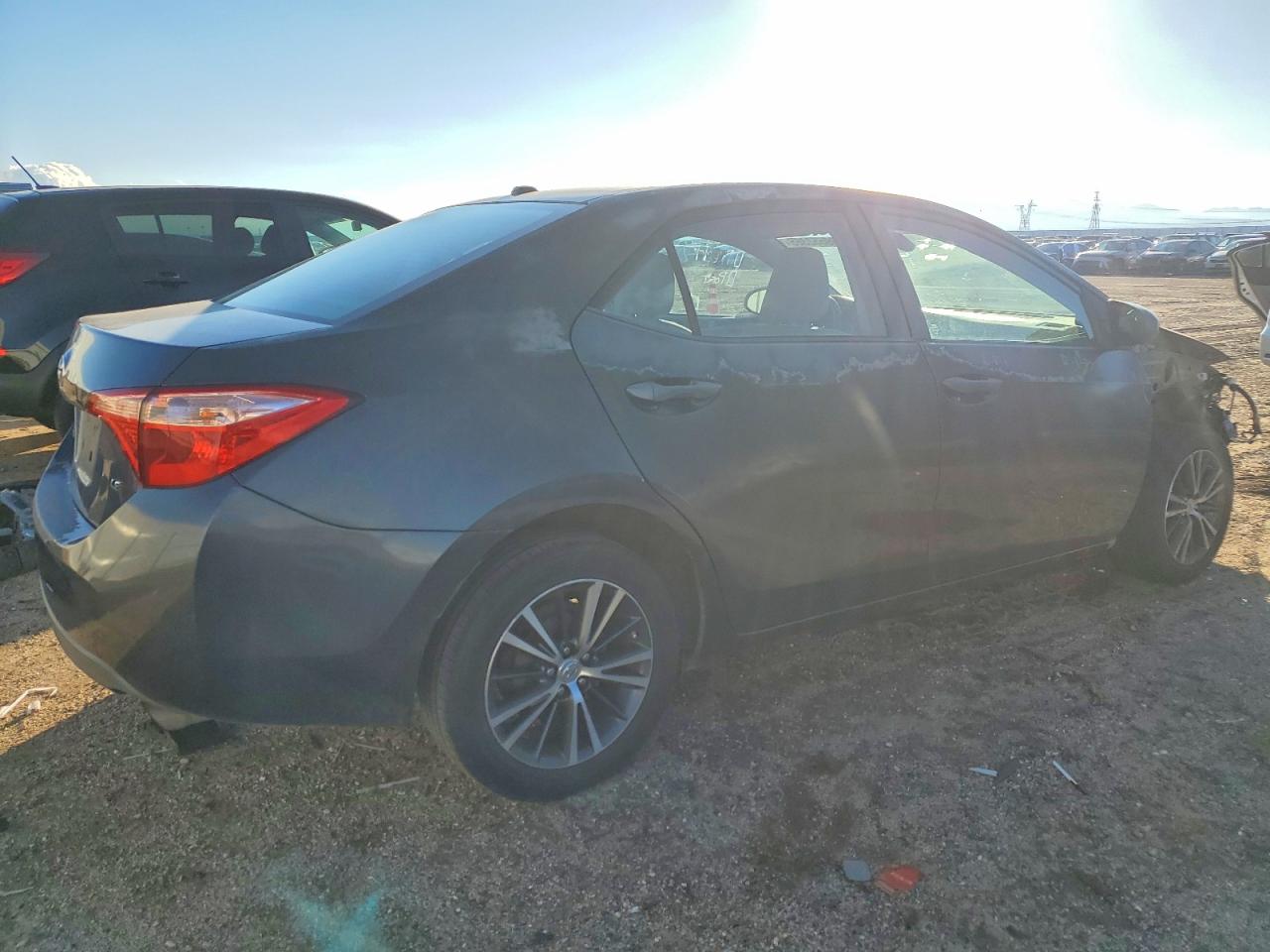 2017 TOYOTA COROLLA L photo 3