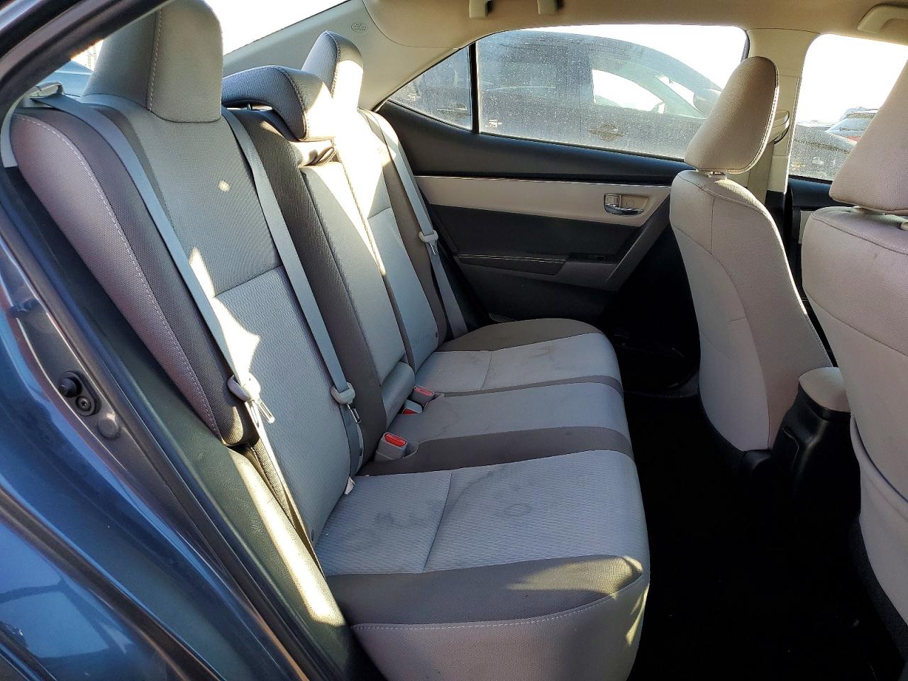 2017 TOYOTA COROLLA L photo 10