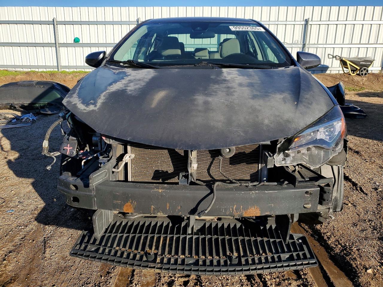 2017 TOYOTA COROLLA L photo 5