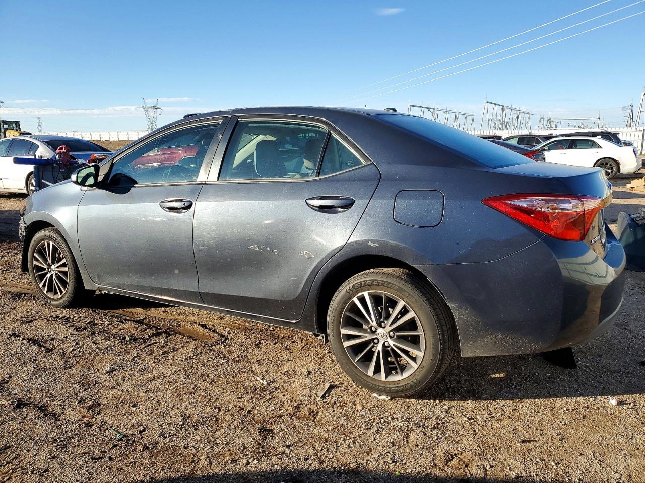 2017 TOYOTA COROLLA L photo 2