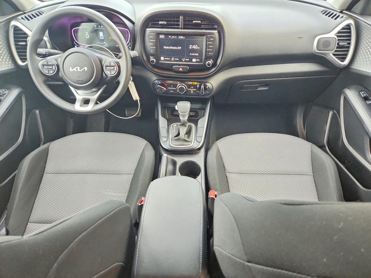 2024 KIA SOUL LX photo 8