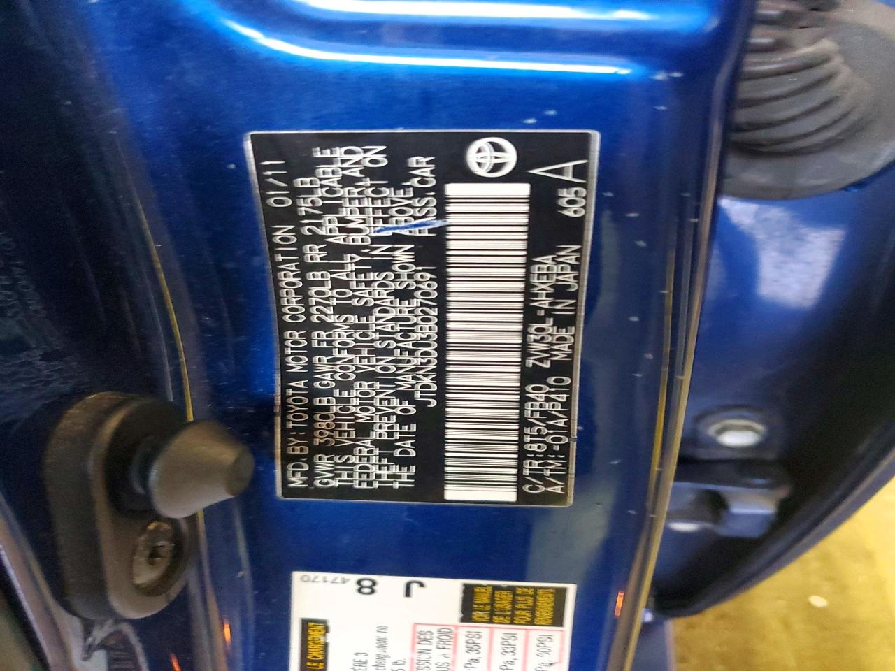2011 TOYOTA PRIUS photo 12