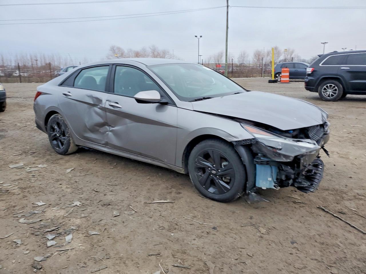 2023 HYUNDAI ELANTRA BLUE photo 4