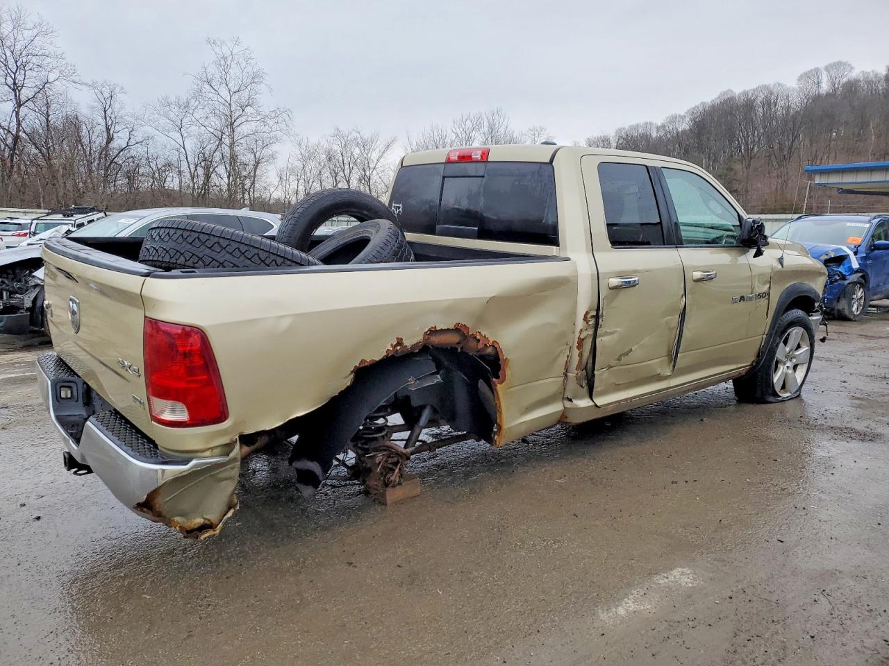2011 DODGE RAM 1500 photo 3