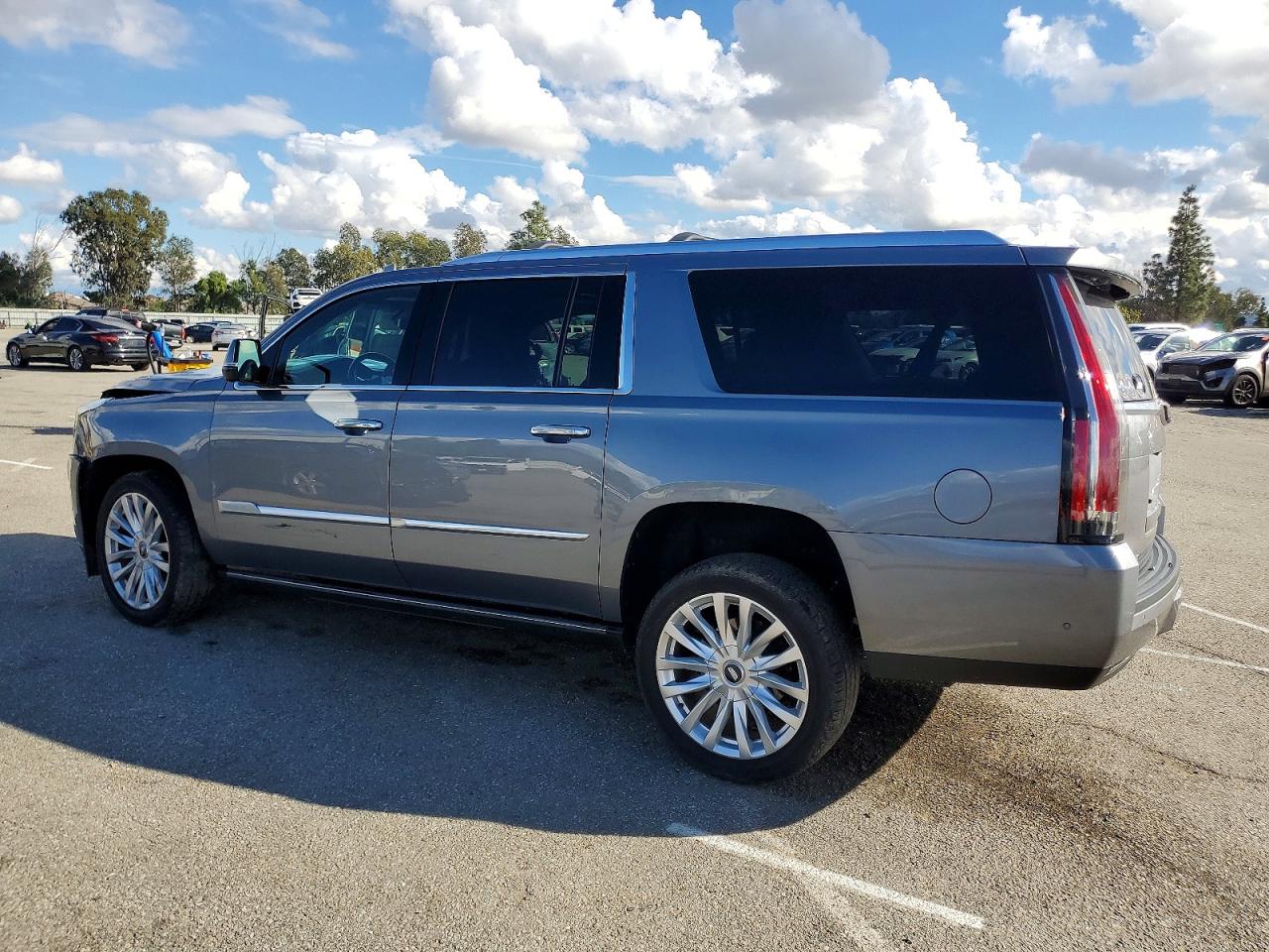 2019 CADILLAC ESCALADE ESV PLATINUM photo 2