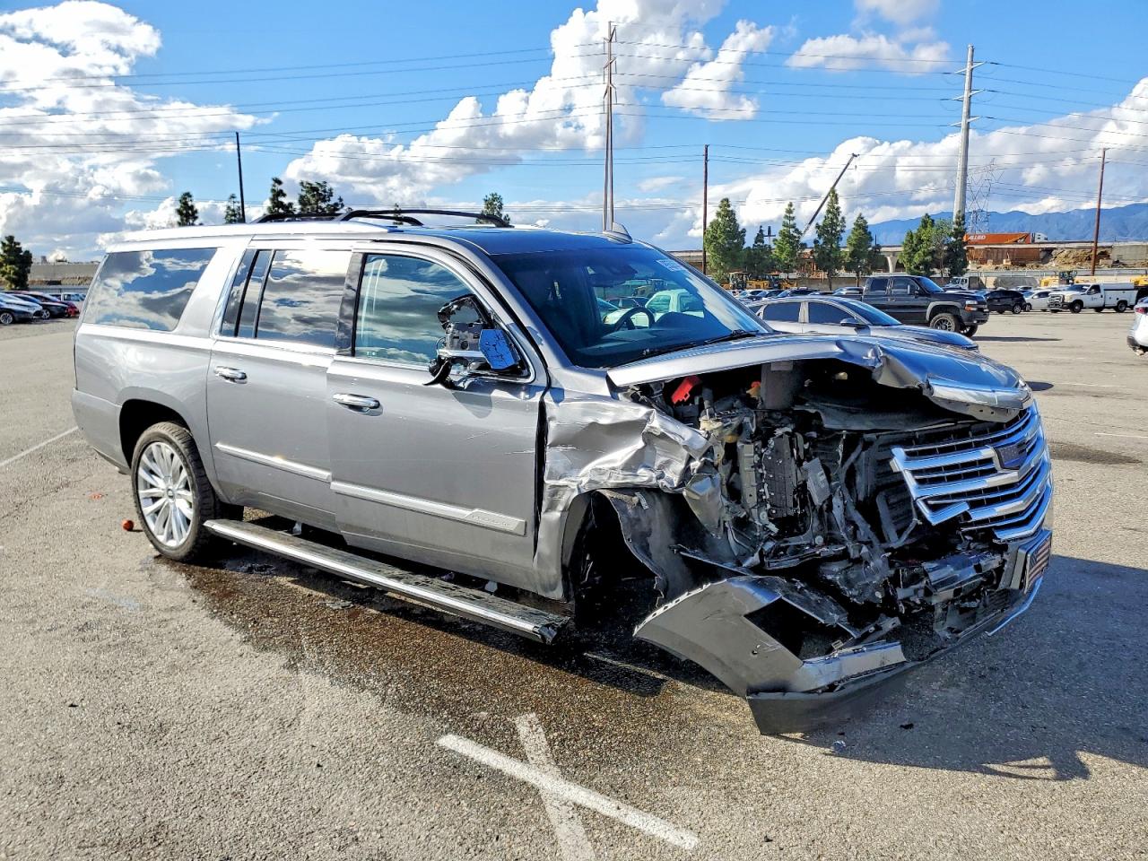 2019 CADILLAC ESCALADE ESV PLATINUM photo 4