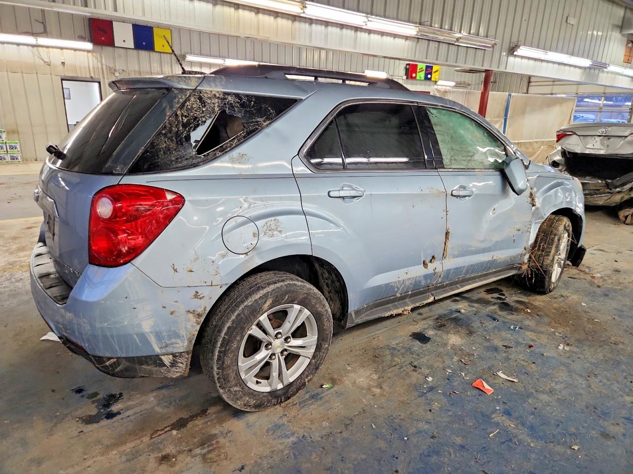 2015 CHEVROLET EQUINOX LT photo 3