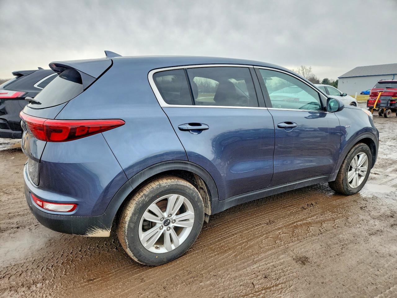 2019 KIA SPORTAGE LX photo 3