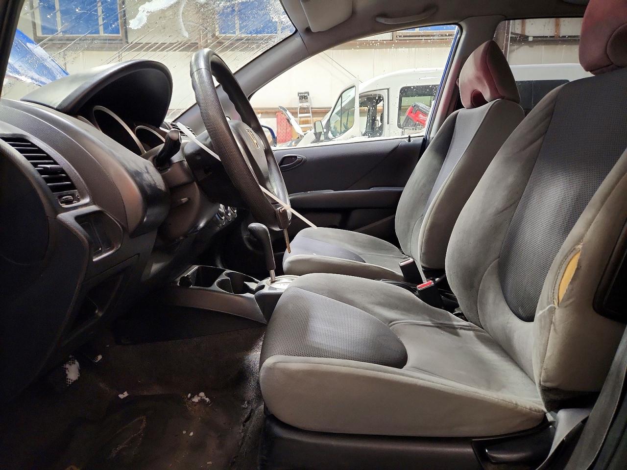 2008 HONDA FIT DX photo 7