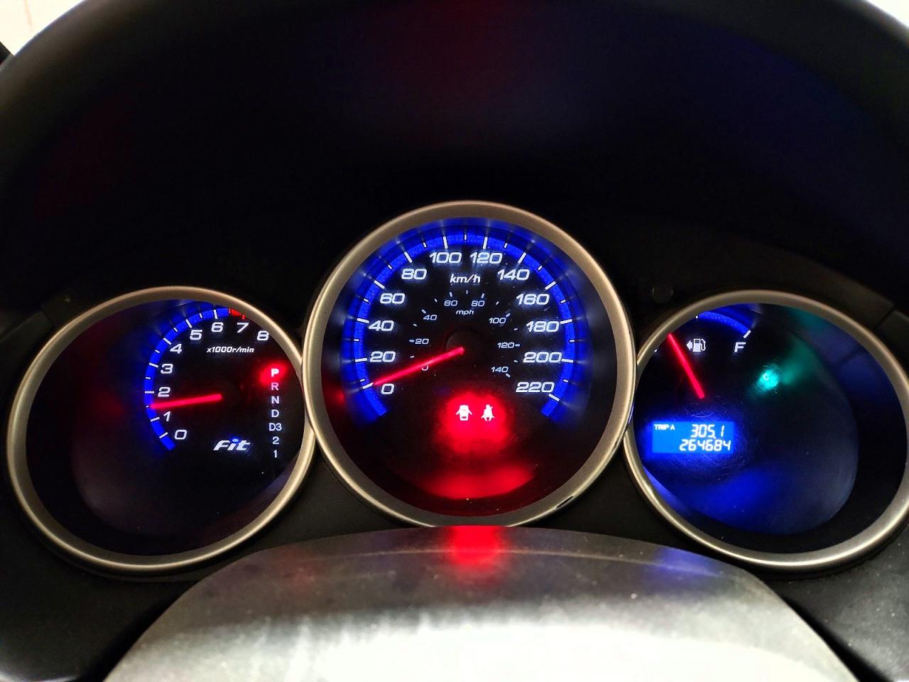 2008 HONDA FIT DX photo 9